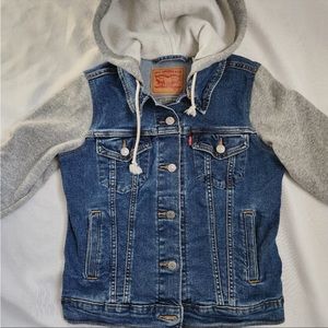 Levi  Hooded Denim